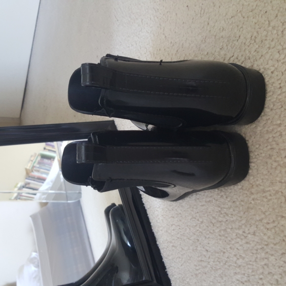 Shiny Black Chelsea Rain Boots - Picture 4 of 7